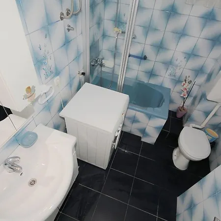 Adriatica * Makarska